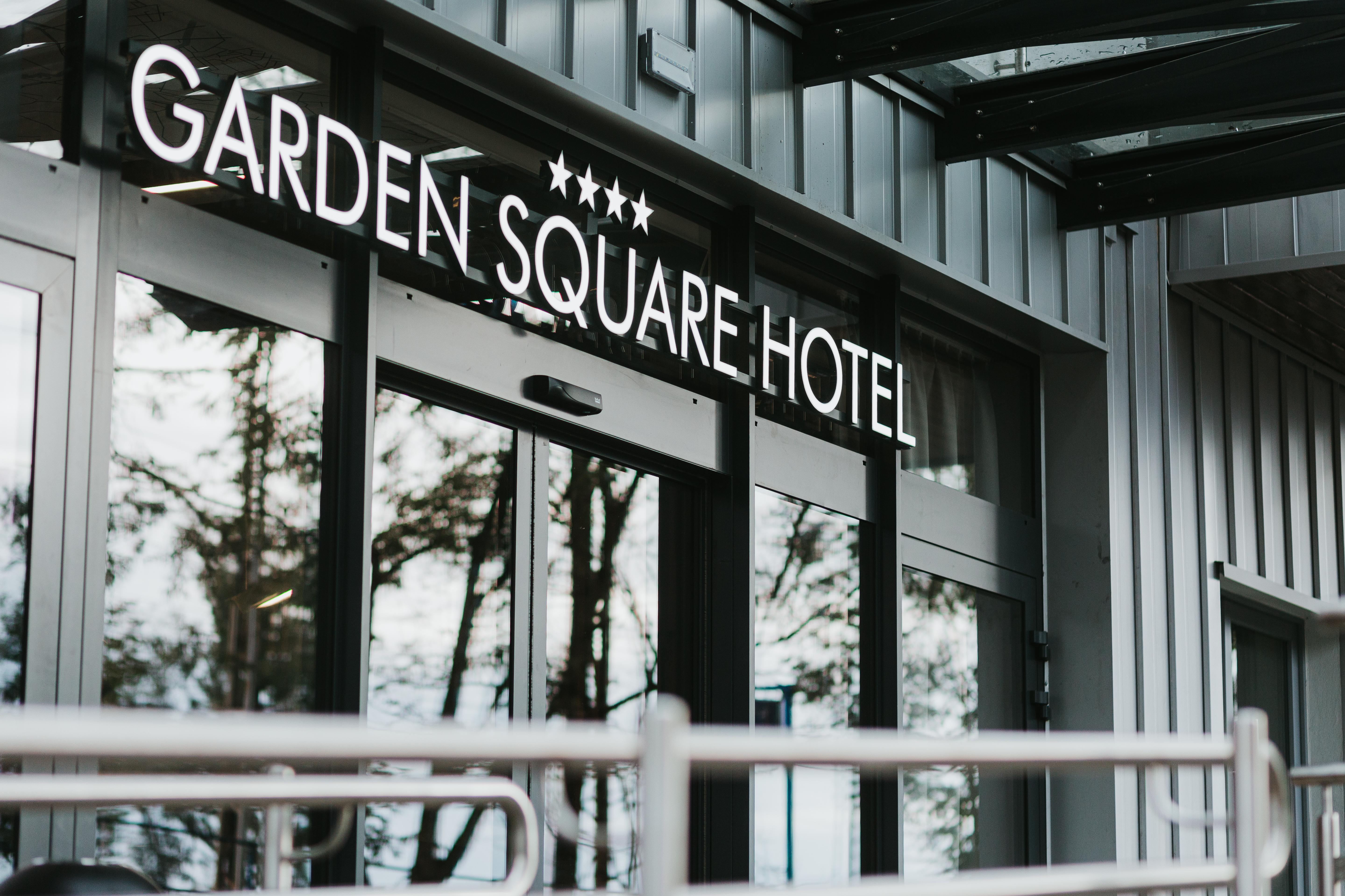 Garden Square Hotel Краков Экстерьер фото